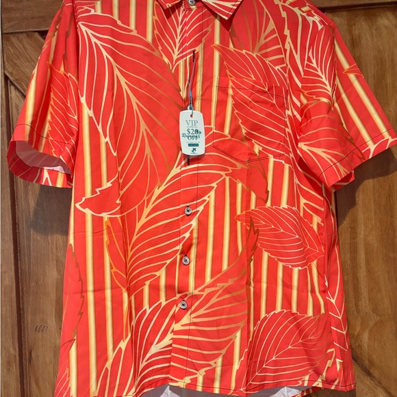 Vibrant Red and Yellow Leaf Pattern Men's Shirt - Picture 1 of 3
